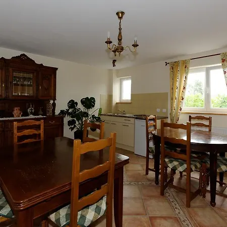 Chambres D'Hotes Husseren Les Chateaux 3*